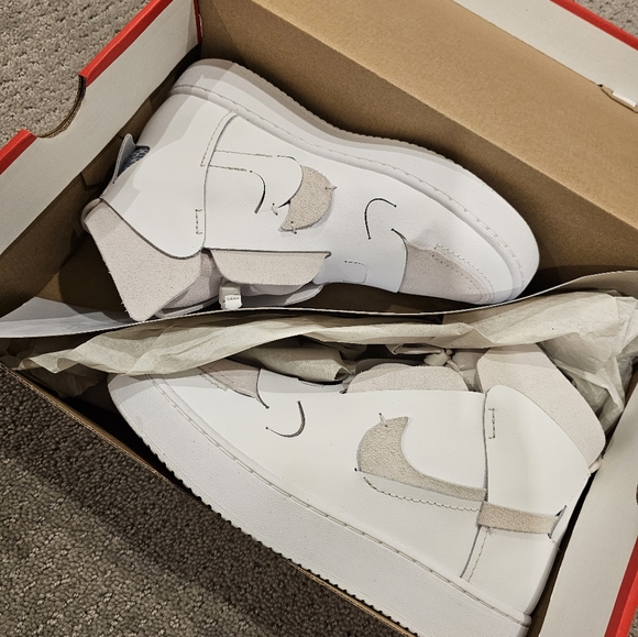 Sold - Picture 2 of 5